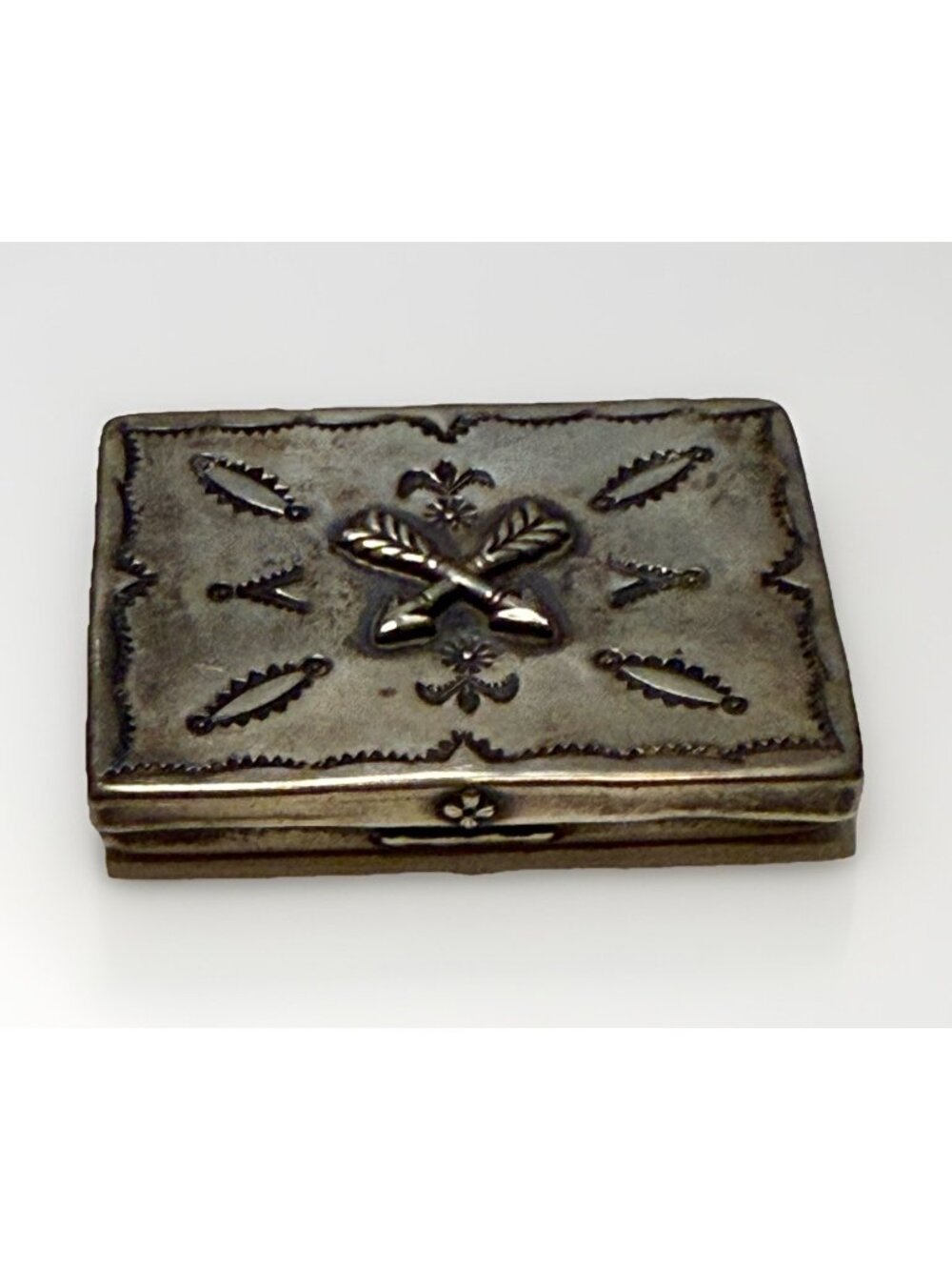 Navajo Silver Pill Box w/ Raised Relief Arrows Stamped Snuffbox Vintage Matchbox